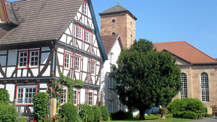 Ansicht Kirche-Grebendorf